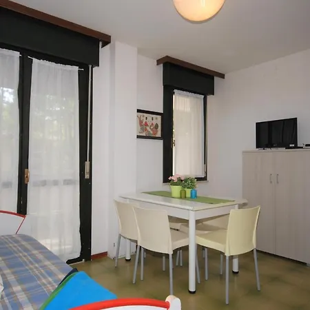 Residenza La Meridiana Lignano Sabbiadoro Exterior photo