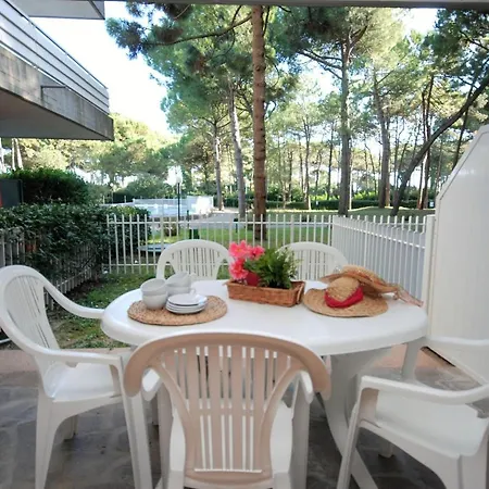 Residenza La Meridiana Lignano Sabbiadoro Exterior photo