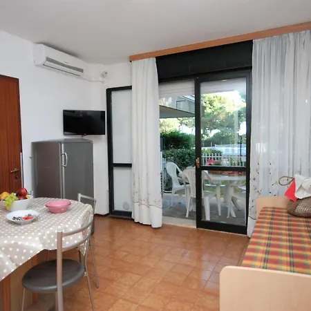 Residenza La Meridiana Lignano Sabbiadoro Exterior photo